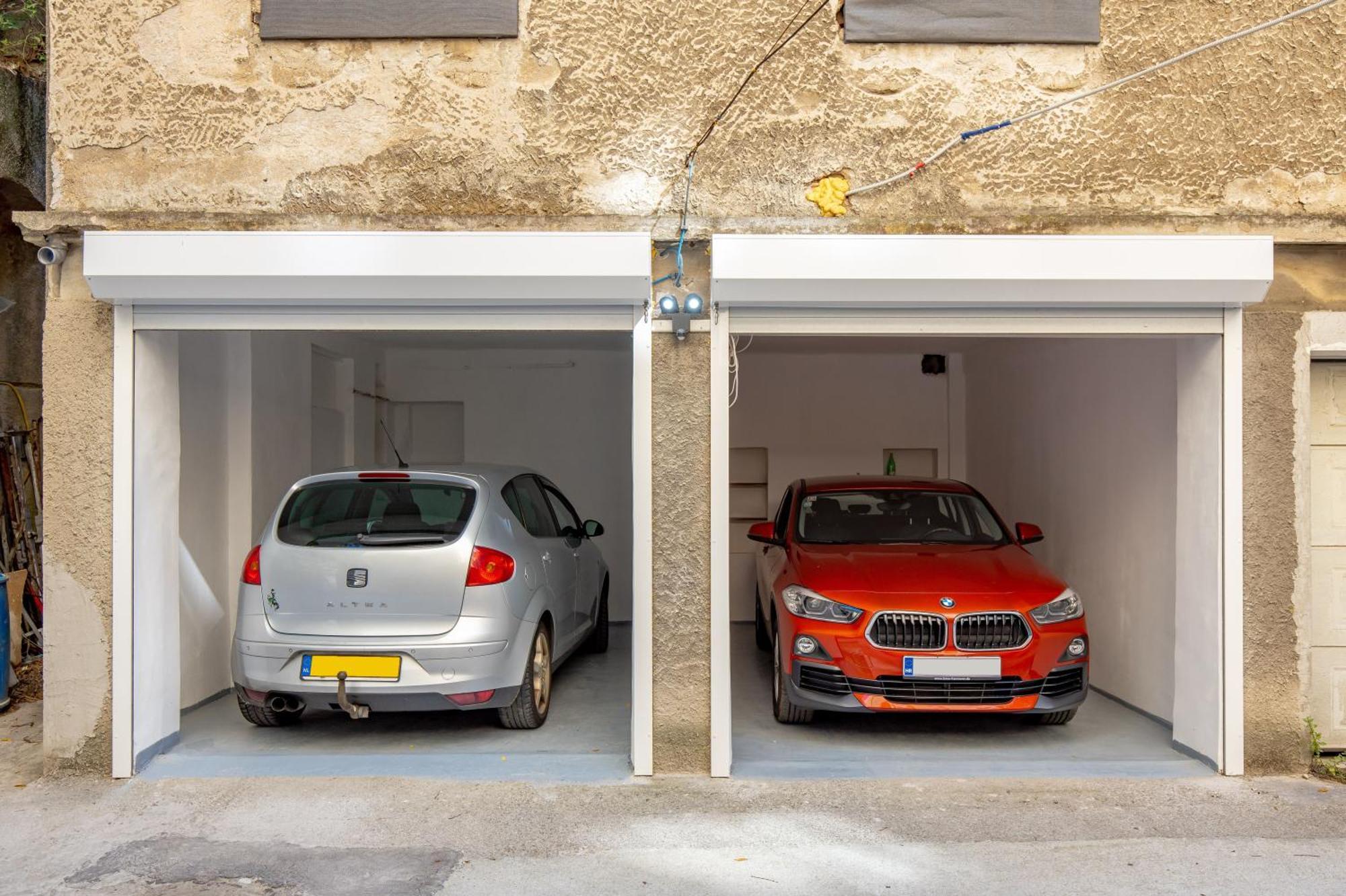 Apartment Tiziano-Belveder With Private Garage Риека Экстерьер фото